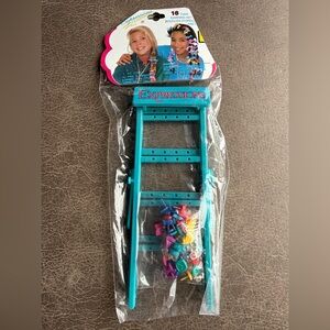 Vintage in original packaging EXPRESSIONS earring holder and 16 pair earrings